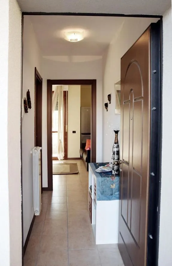 4-Persoonsappartement Met Terras Aan Het Comomeer Acquaseria بيت للعطل